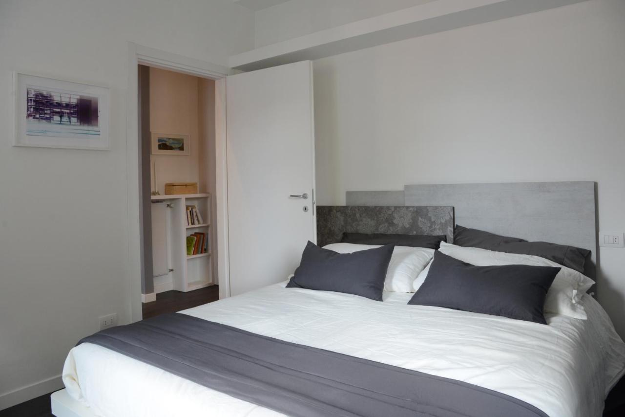 Rezzonico Suites - By Myhomeincomo Exteriér fotografie
